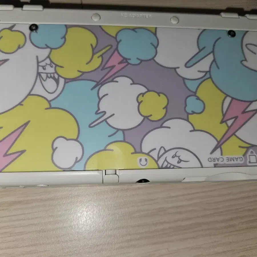 닌텐도 New3ds (일판 화이트)