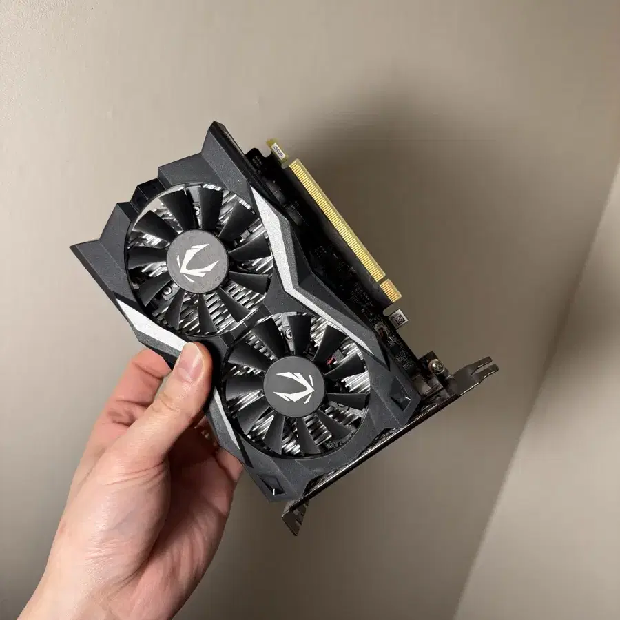 GTX1650 super 4gb 128bit 조탁 입니다!