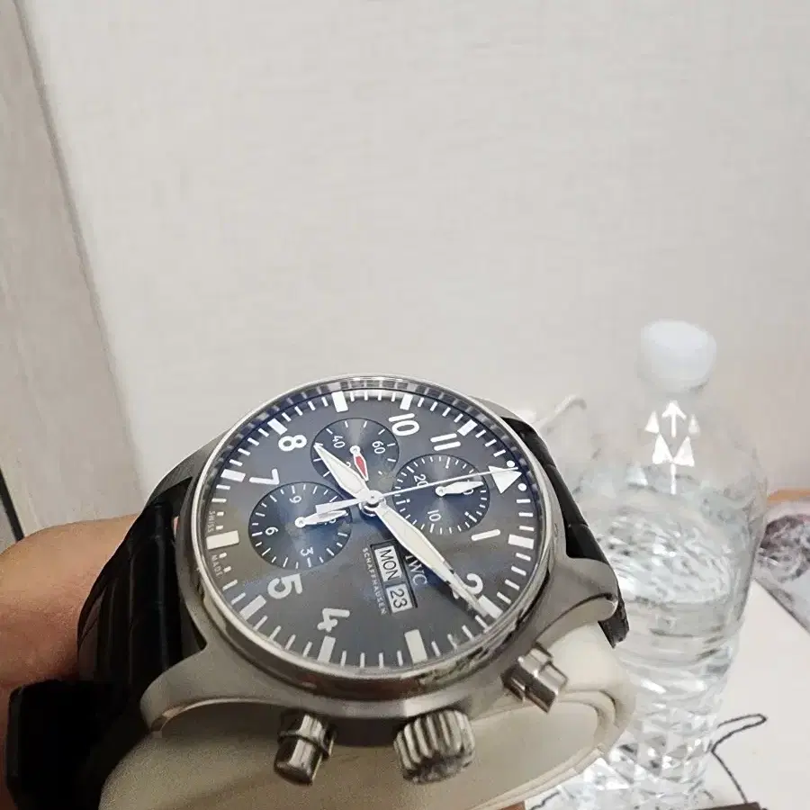 IWC377719 파일럿 크로노 모델 팜니다