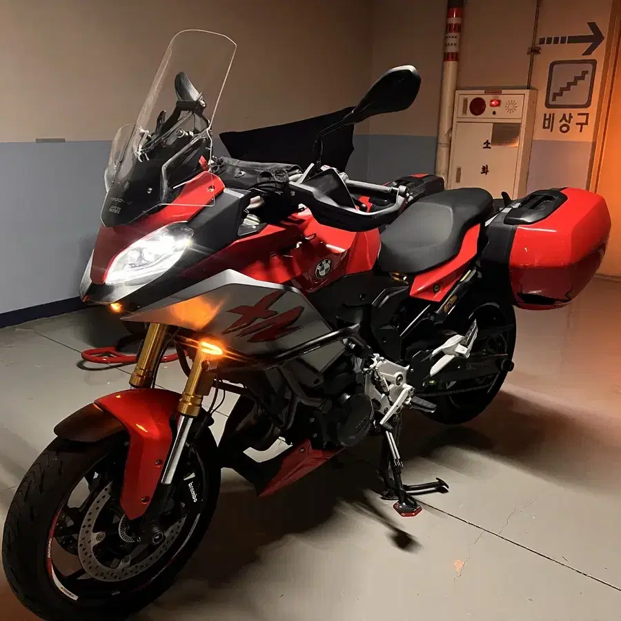 미친할인 BMW F900XR 21년식 짧은키로수