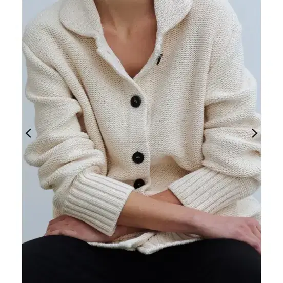 문달 Benetta Cardigan(ivory)