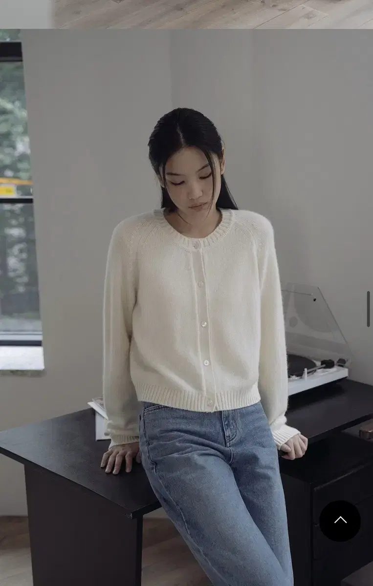 베뉴엣 serin cardigan 세린가디건 밀크