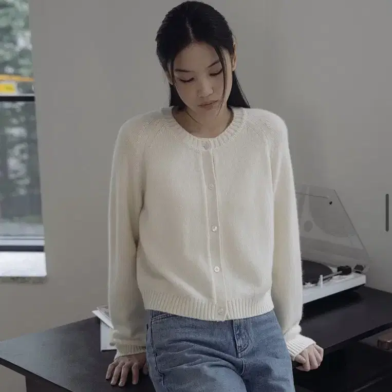 베뉴엣 serin cardigan 세린가디건 밀크