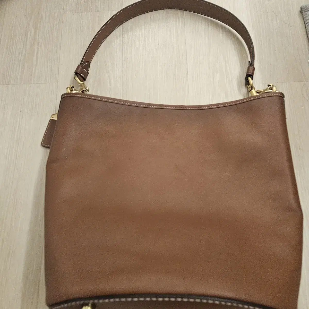 코치 다코타 새들브라운 백 coach Dakota saddle brown