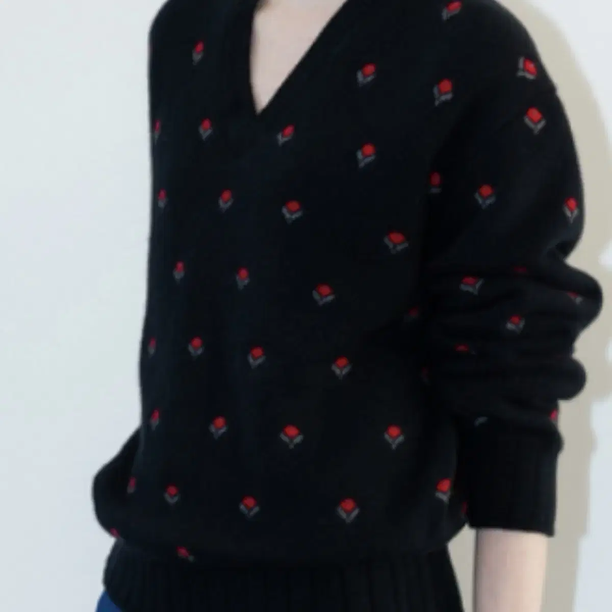 문달 Jardin V-neck knit(black)