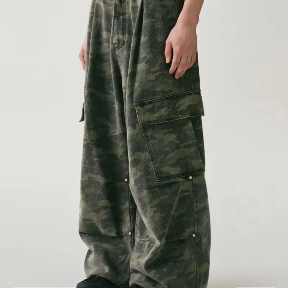 어반드레스 Side Big Cargo Pants CAMO