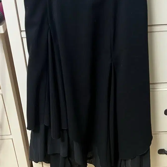 미세키서울 스커트 Unbalanced layered skirt BLACK