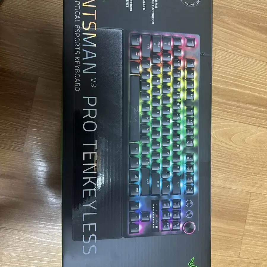 레이저 헌츠맨v3pro tkl