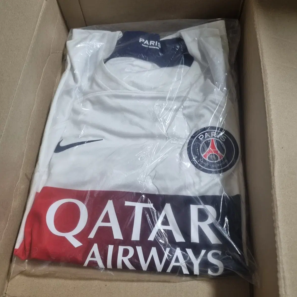 이강인 친필싸인 유니폼 (PSG 23-24away)