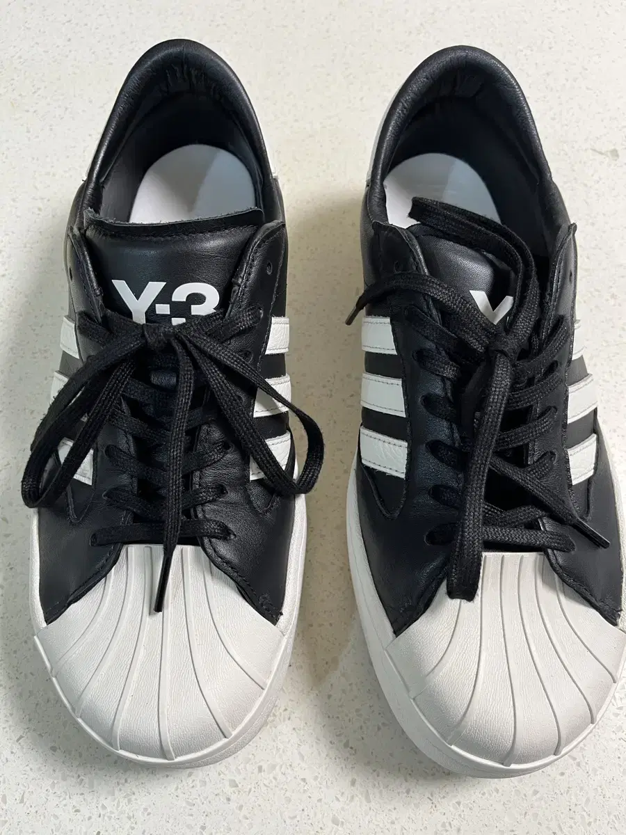 y-3 요지스타 275