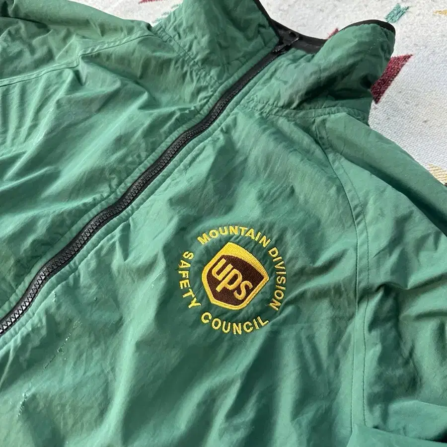 UPS MOUNTAIN Vintage fleece jacket