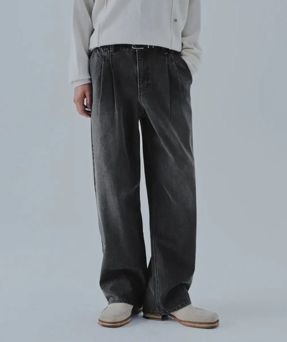 포트너스 Two Tuck Wide Washed Jeans Ash Grey