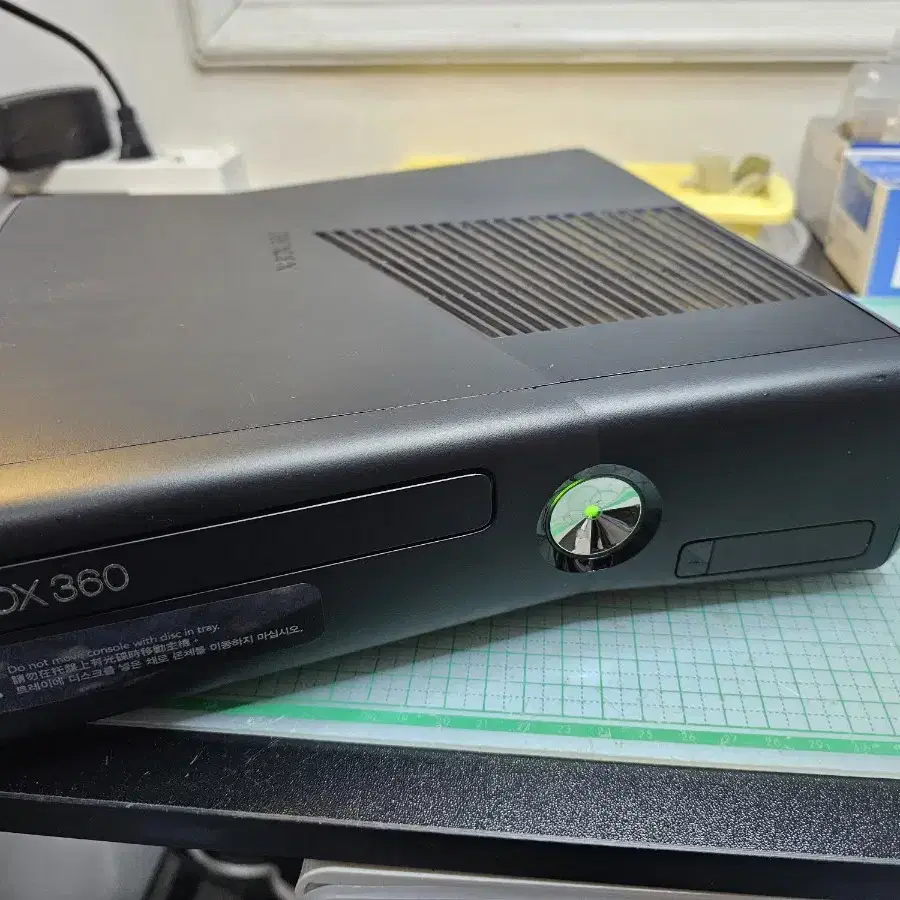 xbox360 S 오로라 본체 팝니다