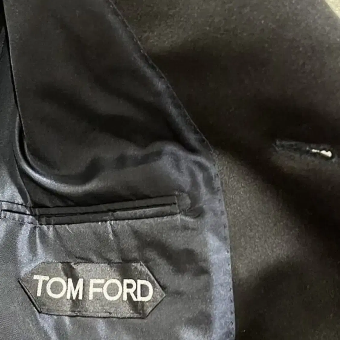 TOM FORD 톰 포드 윈저 디너 재킷(실크)46 사이즈-해외발송