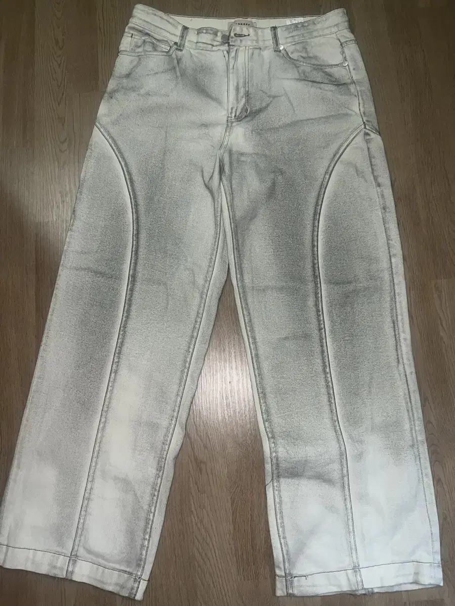 애드오프 GRAPHITE WIDE PANTS IVORY 판매