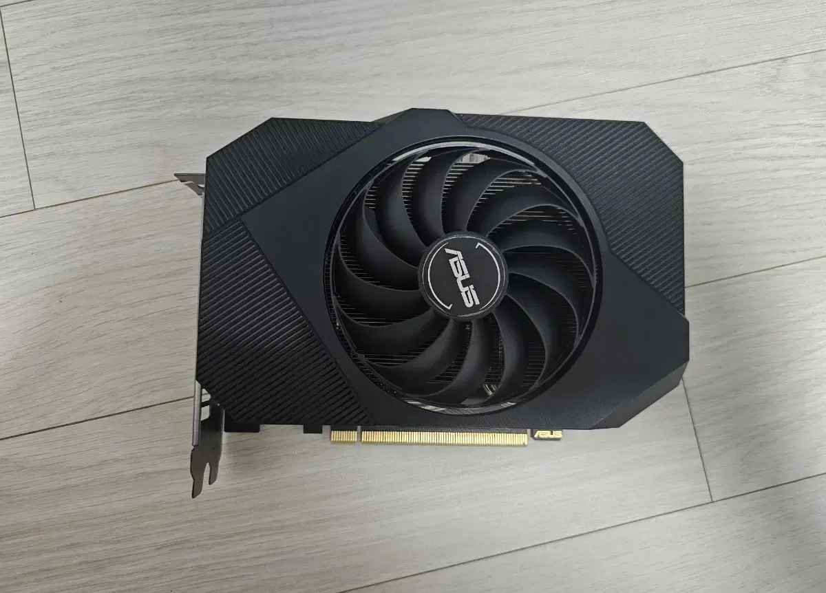 아수스 지포스 RTX 3060 12GB 리퍼후 미사용