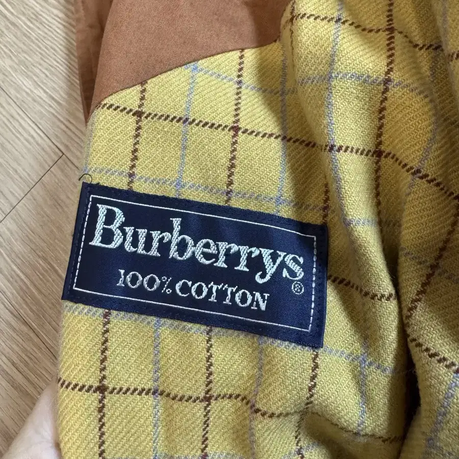 정품 burberry 버버리 안감 울 트렌치코트