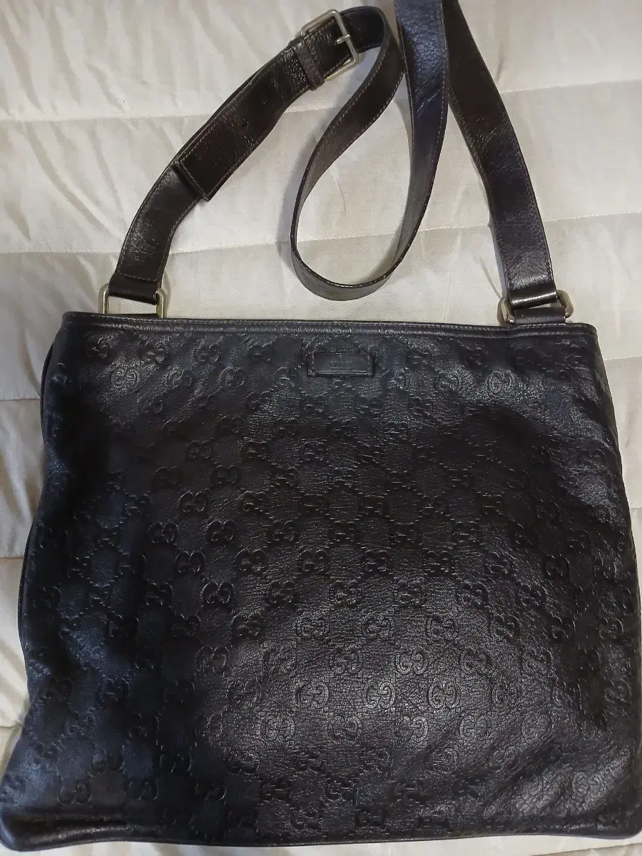 [ Genuine ] Gucci Cima Messenger Cross #Chanel #BottegaVeneta #Supreme