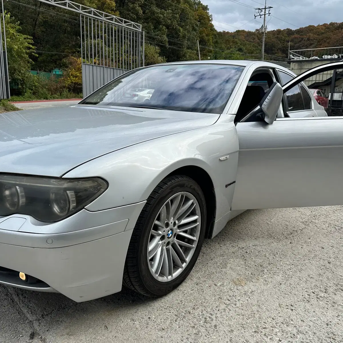 BMW 745i E65 2002년 M59824 분해 판매합니다