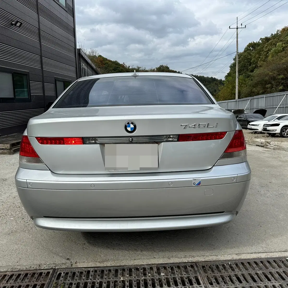 BMW 745i E65 2002년 M59824 분해 판매합니다