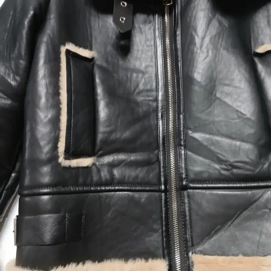 여성무스탕 페이크레더 블랙 | Fake Leather Muton