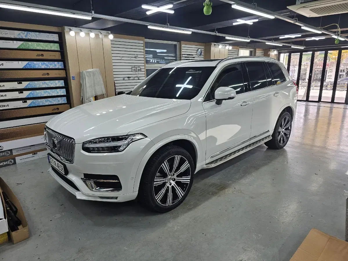 볼보 xc90 출고 21인치휠 콘티넨탈 타이어