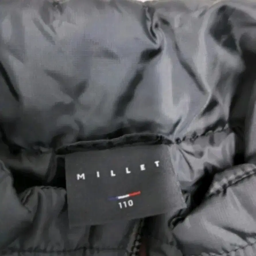 MILLET(밀레).경량패딩.남110.2XL