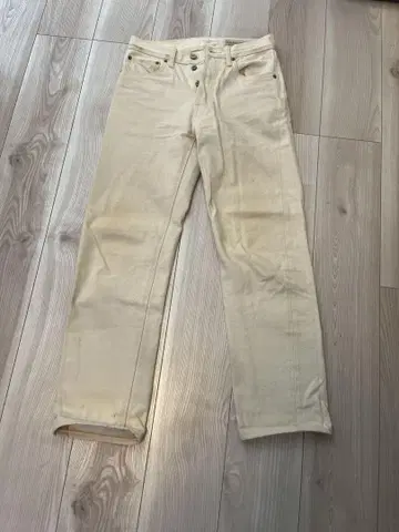 본쿠라 BONCOURA 화이트 데님