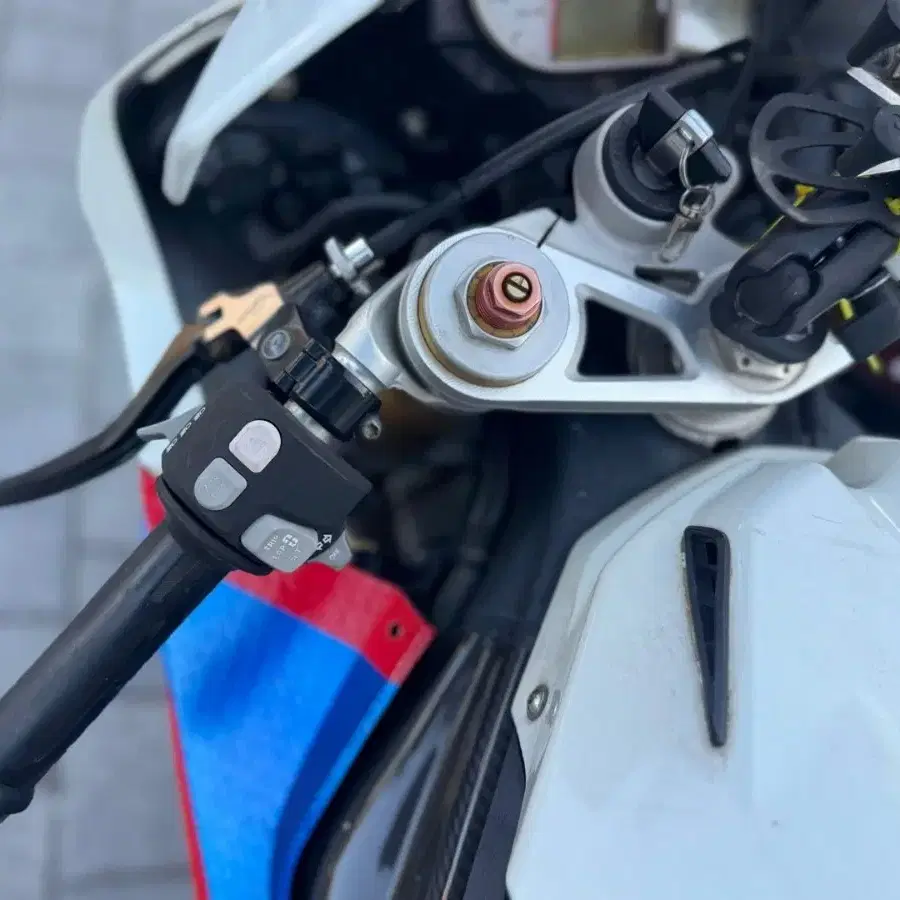 bmw s1000rr 2013년 풀배기 abs 판매합니다