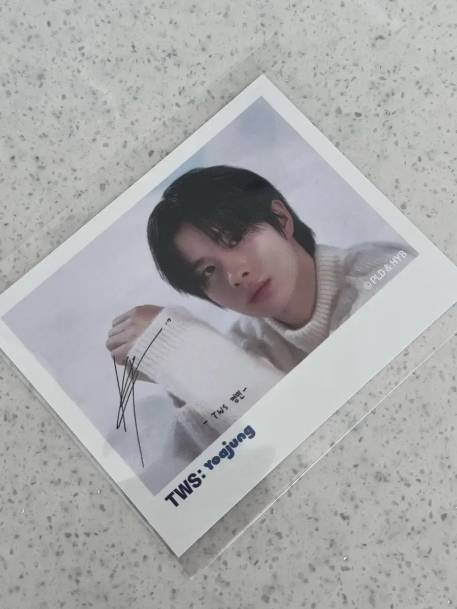 Yoazheng TWS kyungmin polaroid Sells