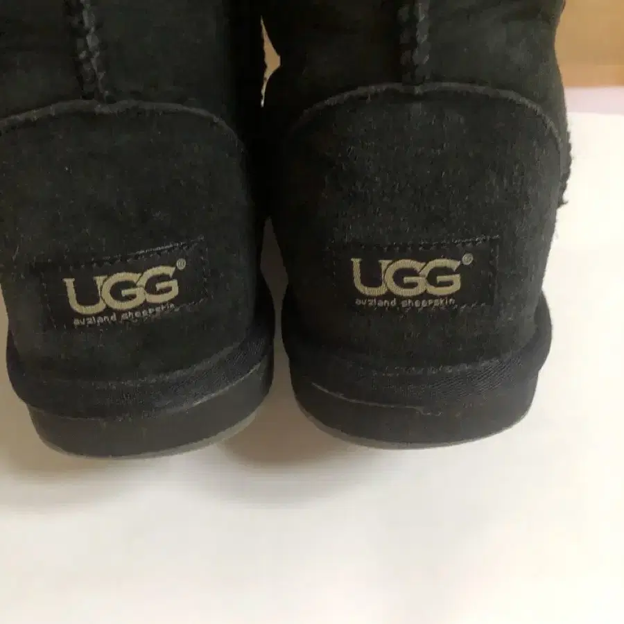 UGG 어그 220블랙 롱털부츠