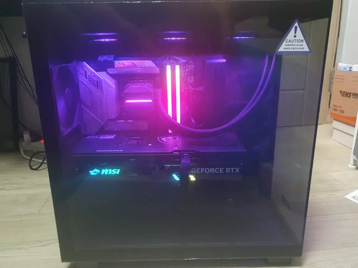 게이밍컴퓨터팝니다 i7 13700KF RTX4070ti