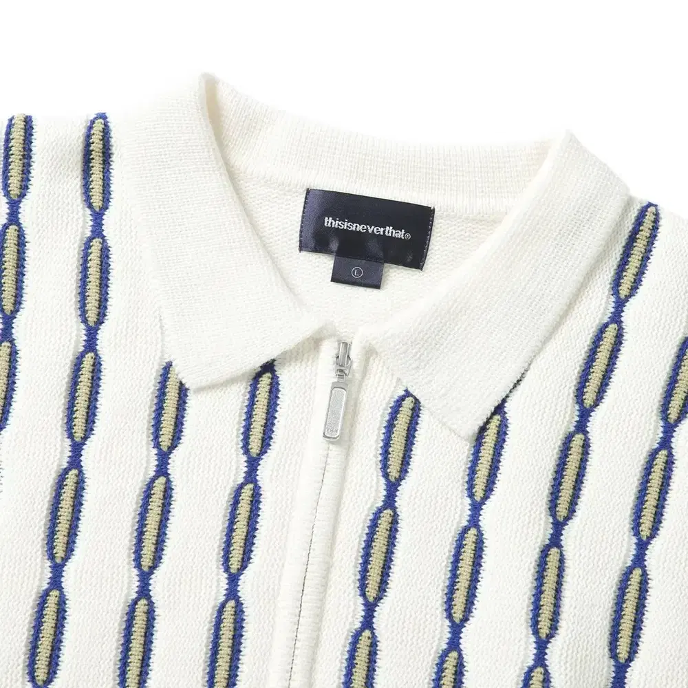 디스이즈네버댓 Chain Zip Up Polo Off White