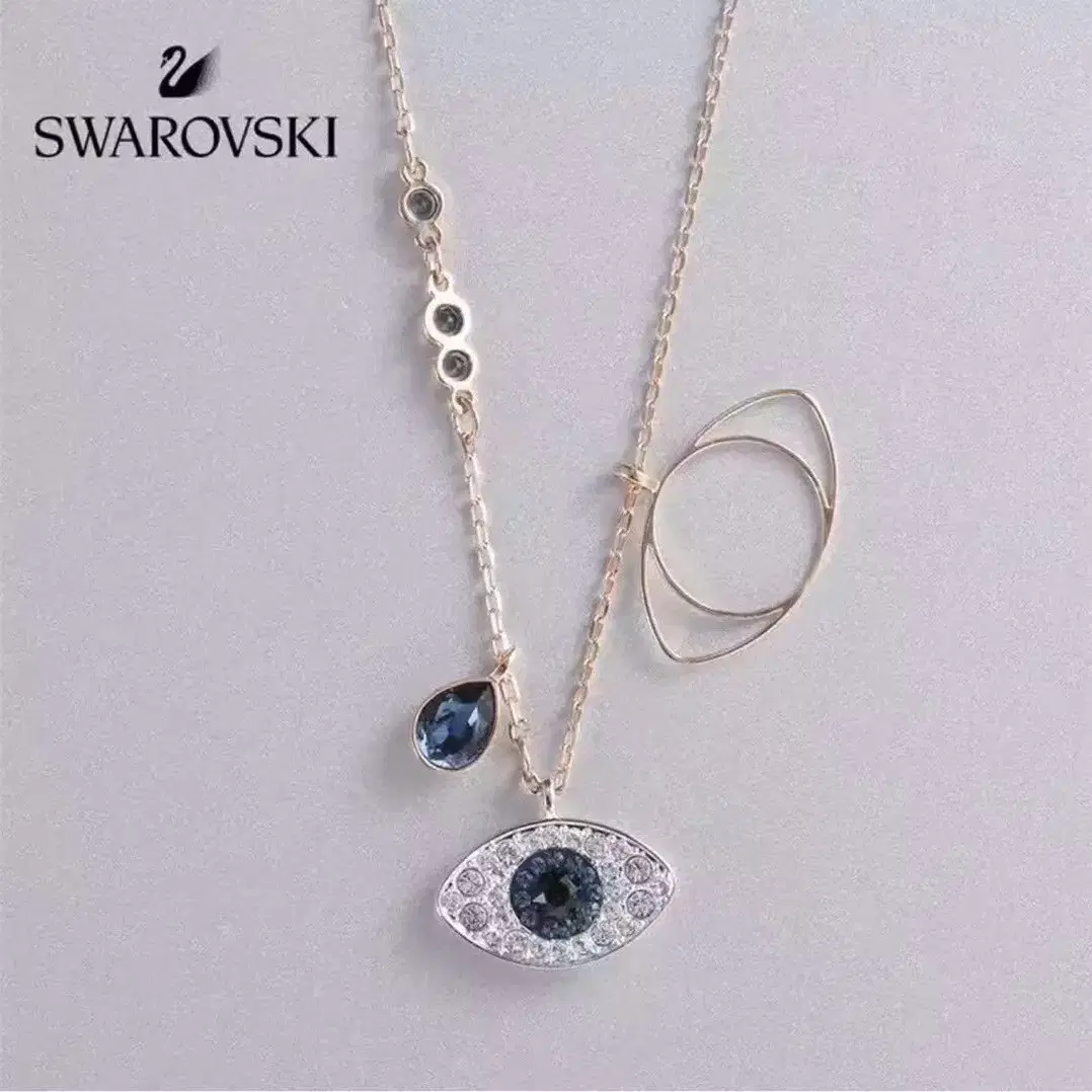 SWAROVSKI사파이어 목걸이