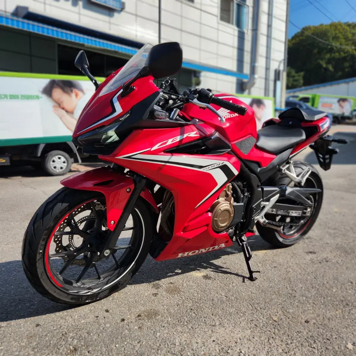 연말특가/cbr500r 21년식 1만8천키로 깔끔한외관,깔금한셋팅