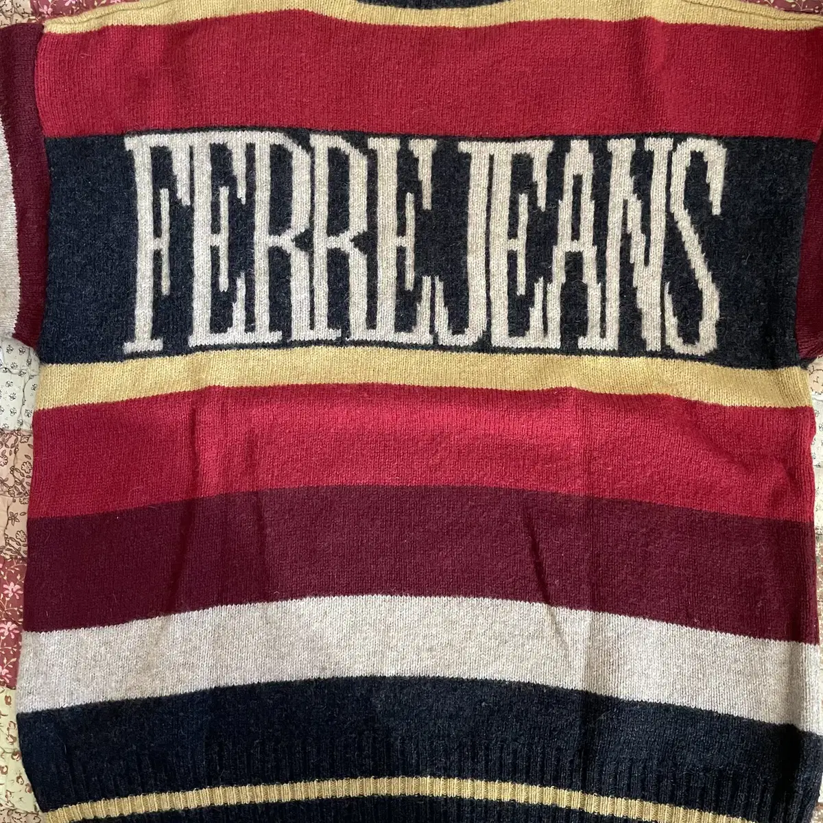 FERRE JEANS 니트 팝니다.