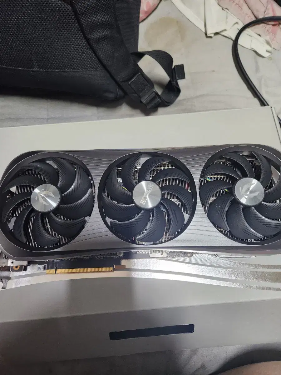 조텍 RTX 4080 super AMP extreme 판매 합니다