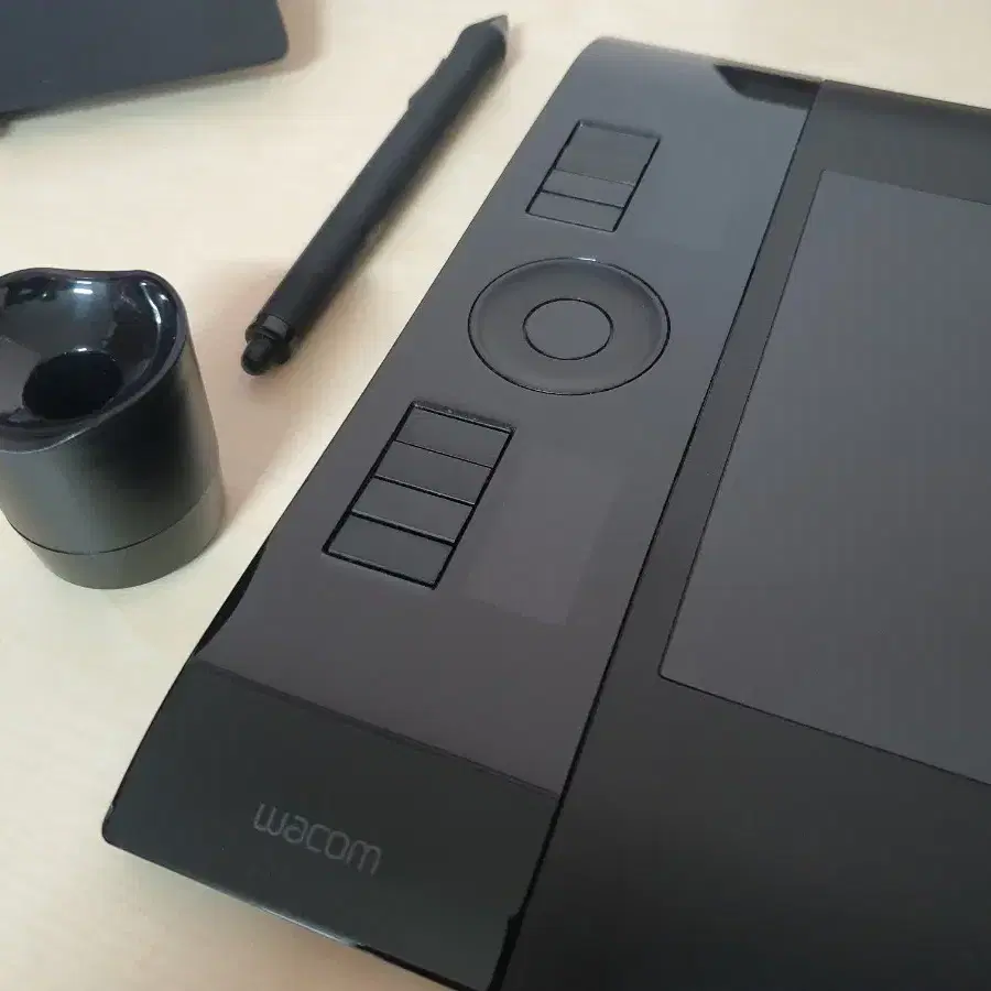 Wacom Intuos4 PTK640 / 와콤 인튜어스4 태블릿 펜마우스