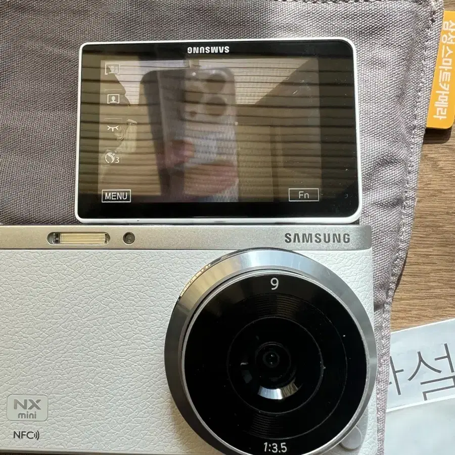 삼성 컴팩트 미러리스 카메라 NX MINI