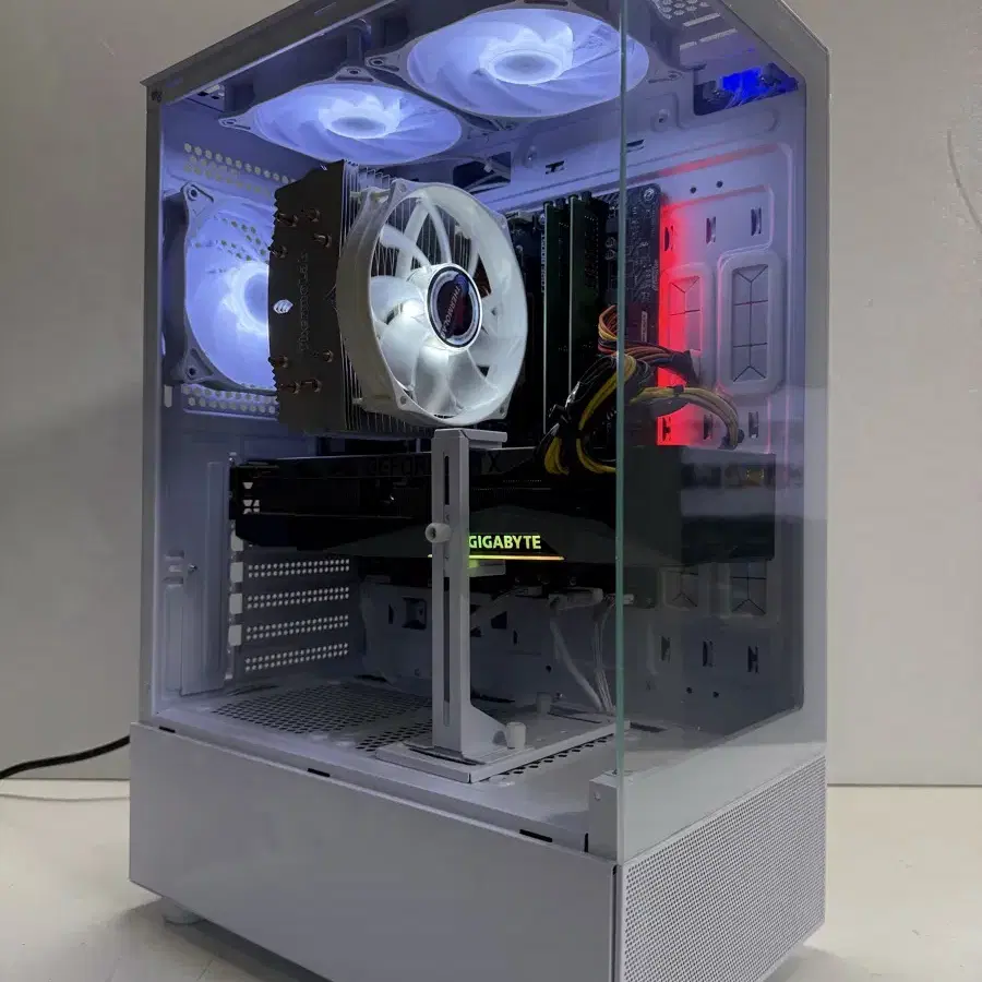 라이젠5600x, RTX3080, 램32g 컴퓨터