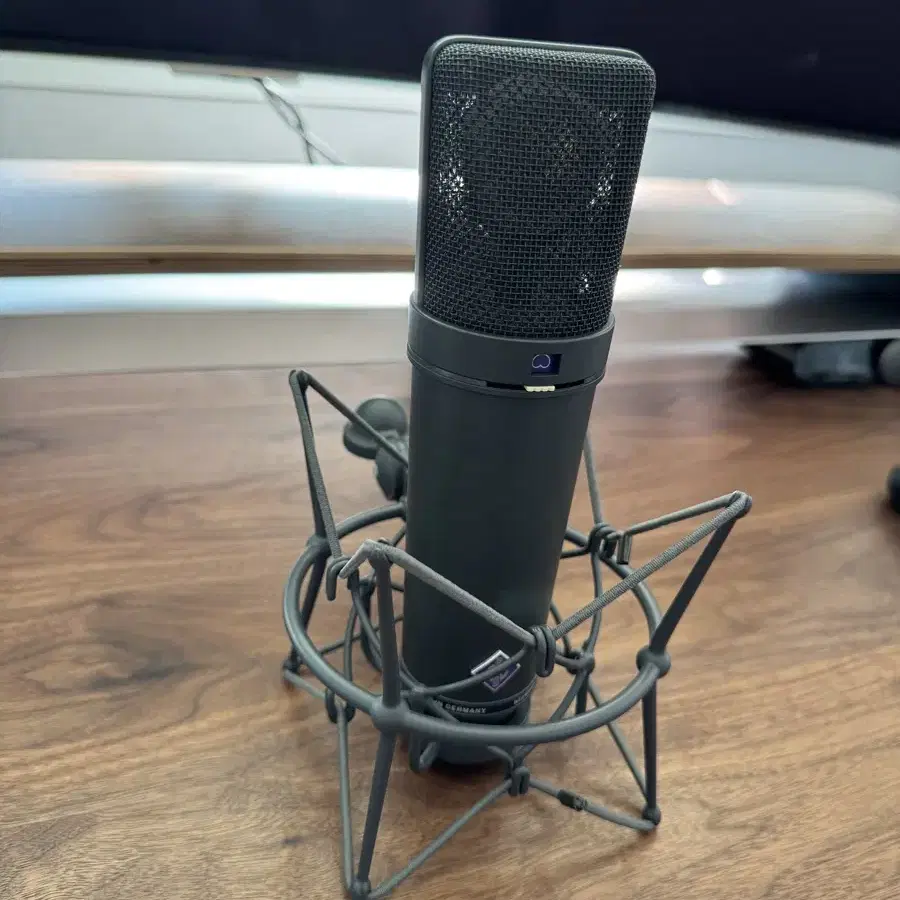 [Neumann U87 Ai MT] 노이만 u87 ai 콘덴서 마이크 판