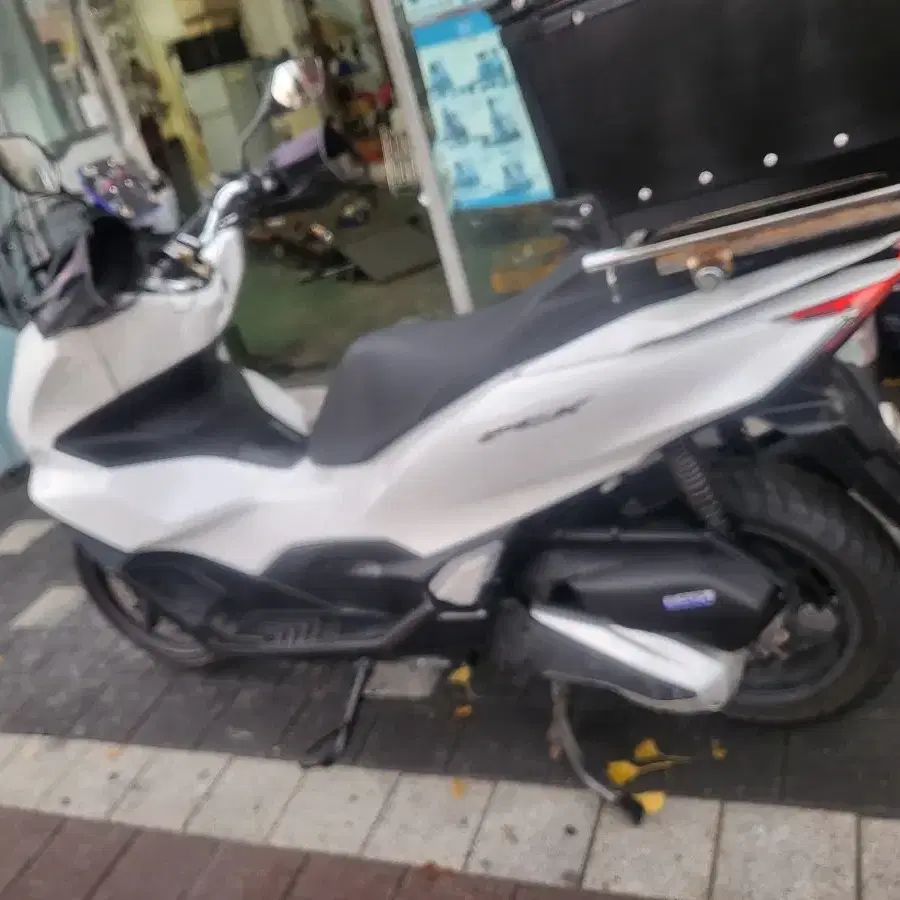 21년식 PCX