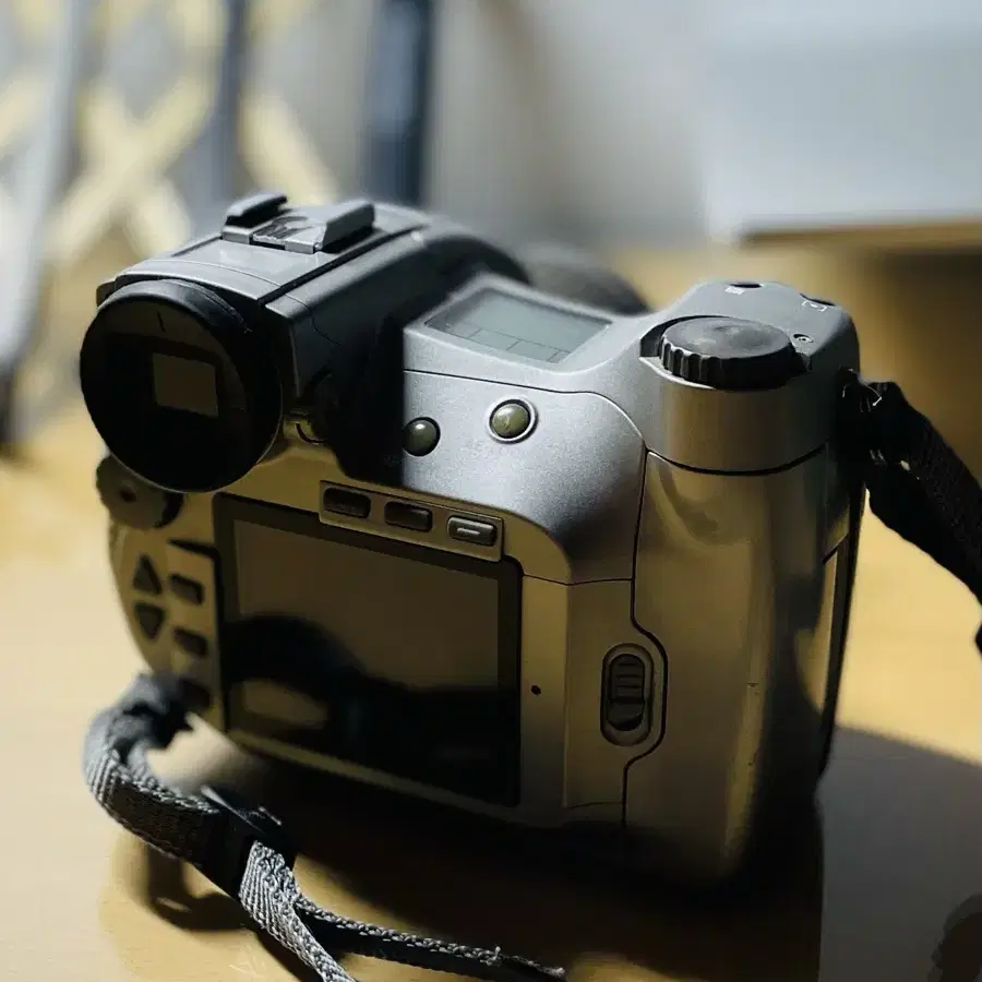 소니 디지털카메라 사이버샷 dsc-d700