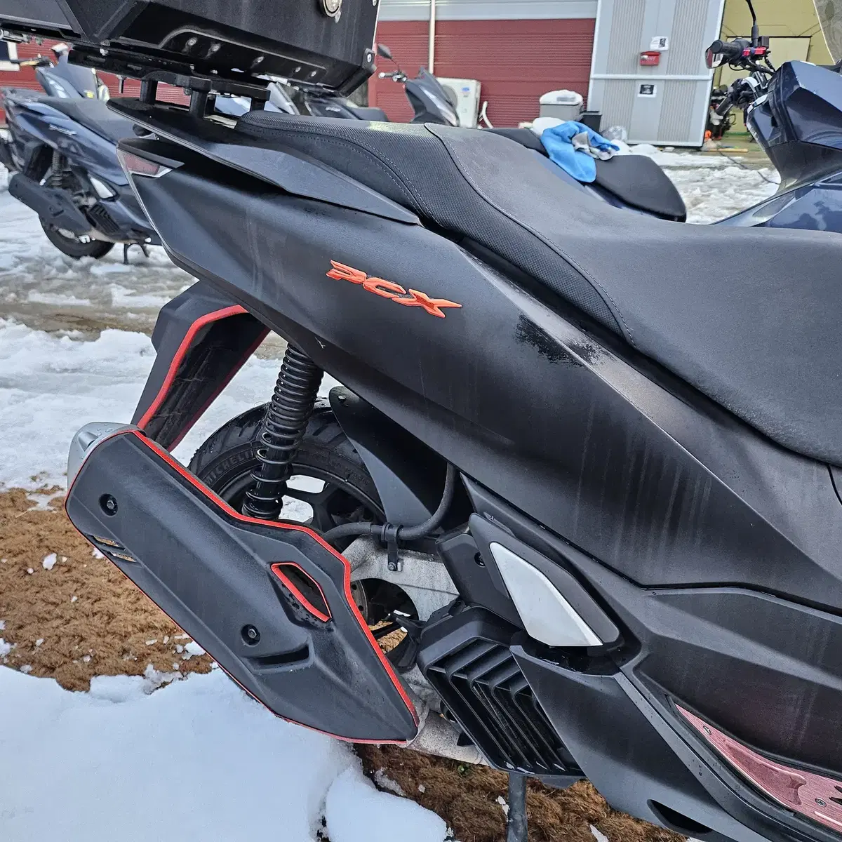 PCX125cc (준튜닝)22년식 배달셋팅오토바이 무사고차량 판매합니다