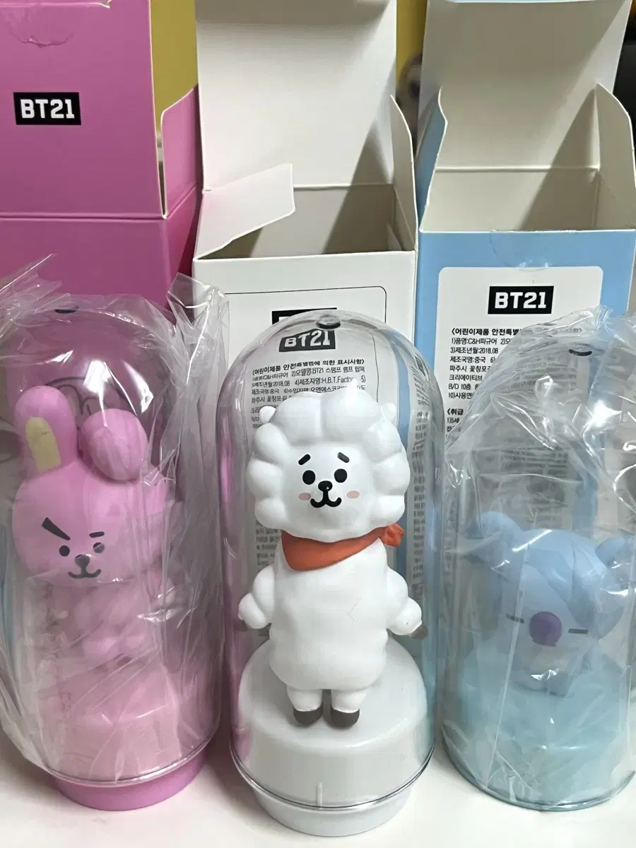 방탄소년단 BT21 쿠키 알제이 코야 피규어 스탠드 도장