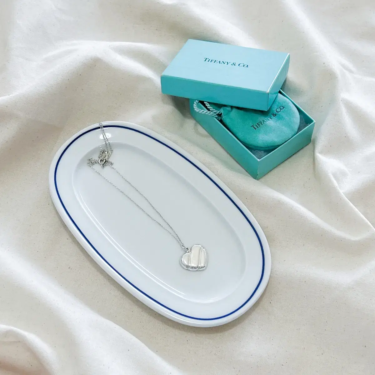 티파니 앤코 애로우 체인 볼륨 하트 925 실버 목걸이TIFFANY&CO