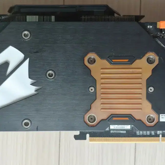 Gigabyte GTX1080TI AUROS Extream