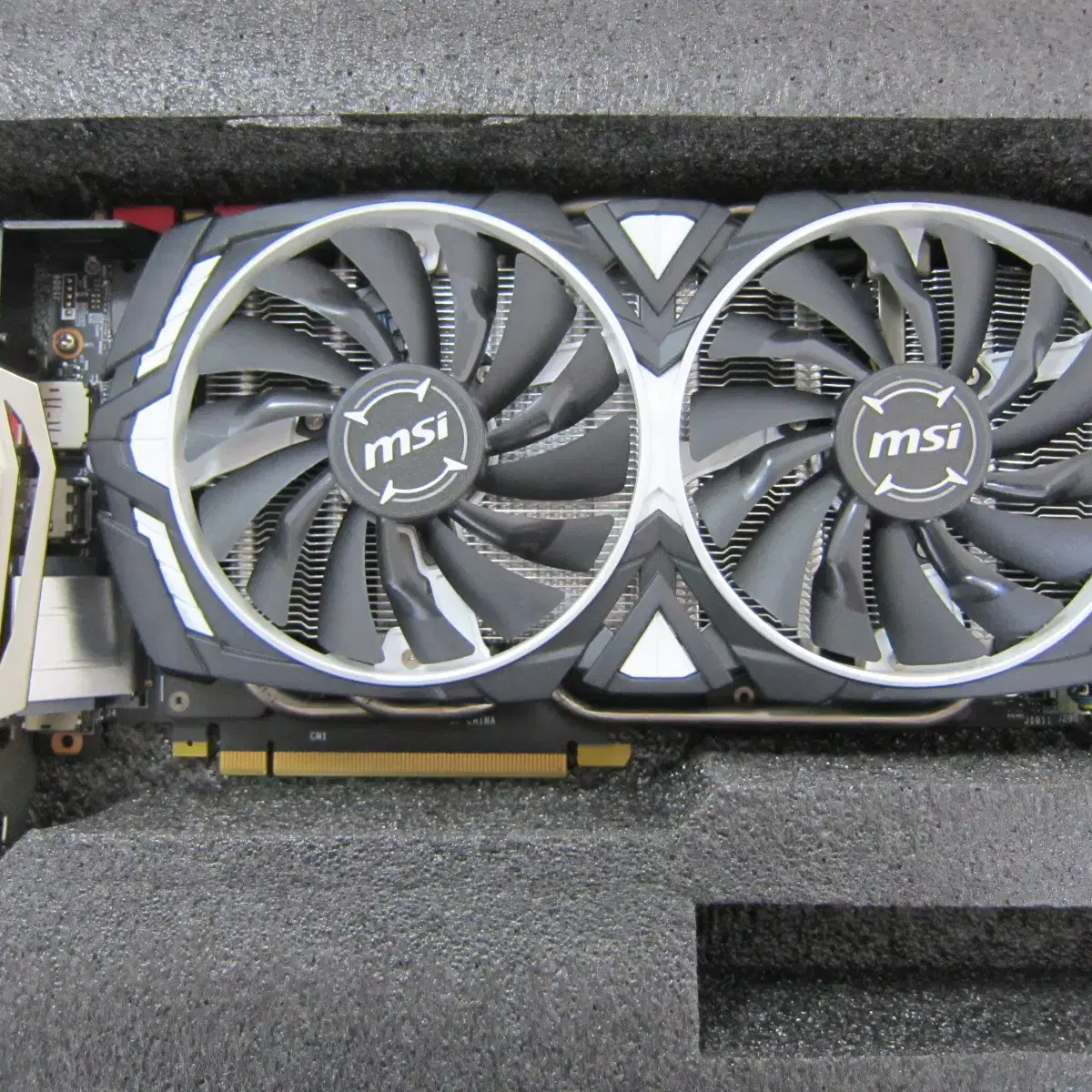 MSI 지포스 GTX1070 아머 OC D5 8GB