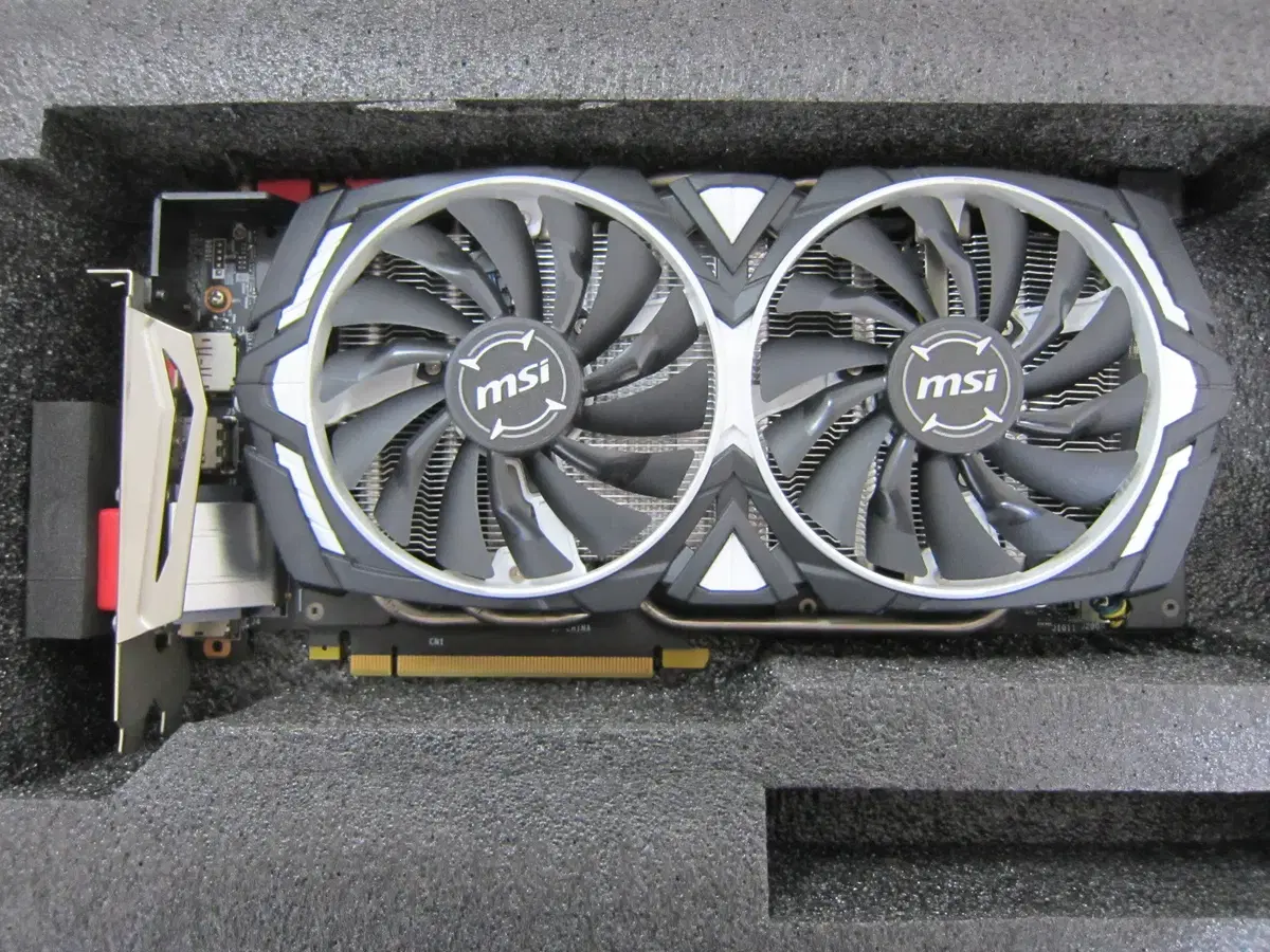 MSI 지포스 GTX1070 아머 OC D5 8GB