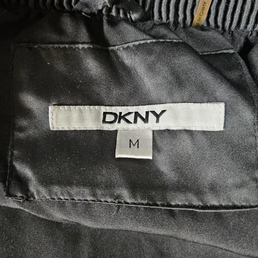 DKNY 여성 롱패딩 M 사이즈